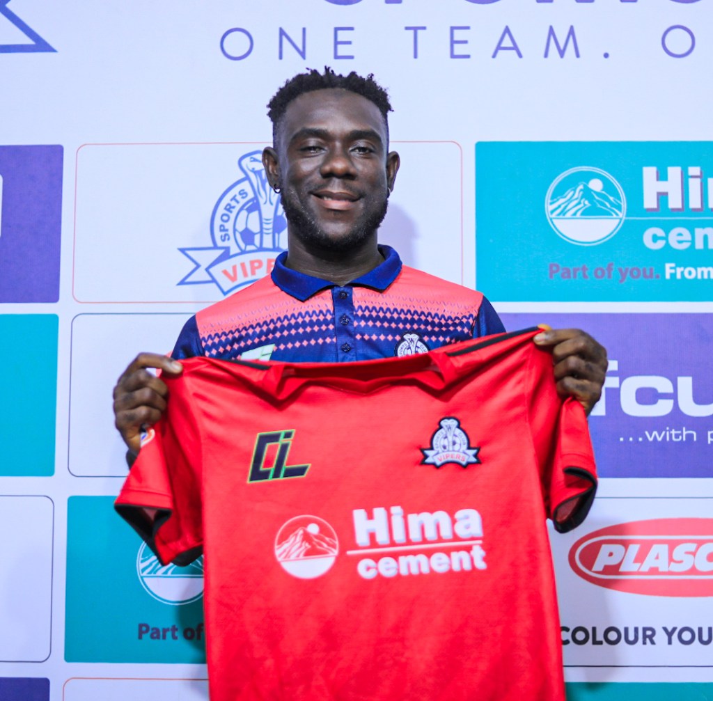 Liberian Forward Mark Yallah's Promise to Vipers Family on arrival at Kitende. 1